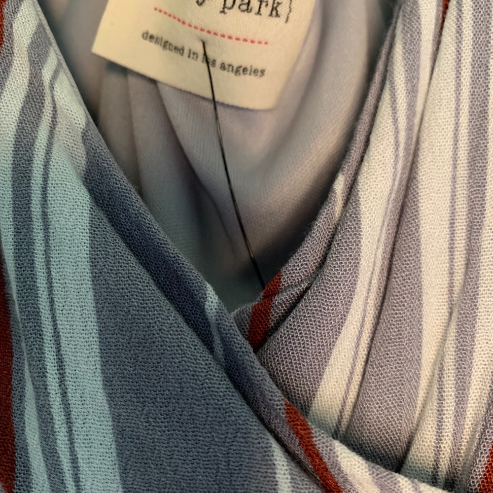 Striped jumpsuit - Picture 4 of 8